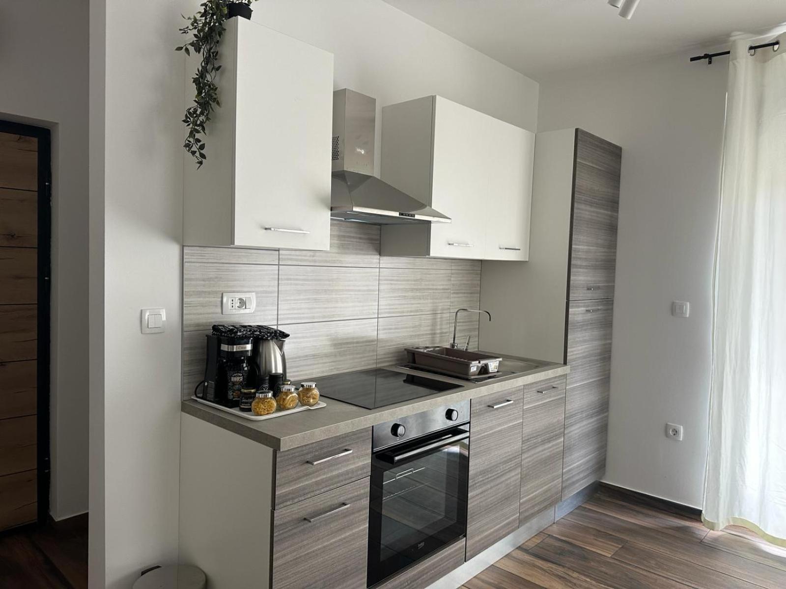 Apartments Harmony Hills Pula Exterior foto